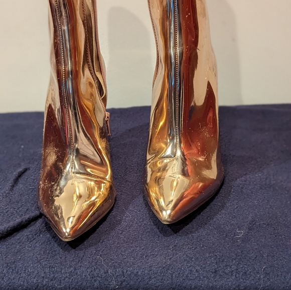 Boots - Picture 3 of 3